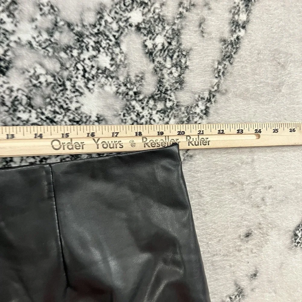 Abercrombie & Fitch Faux‎ Leather Skort Womens Size XL Black Mini Skirt Shorts
